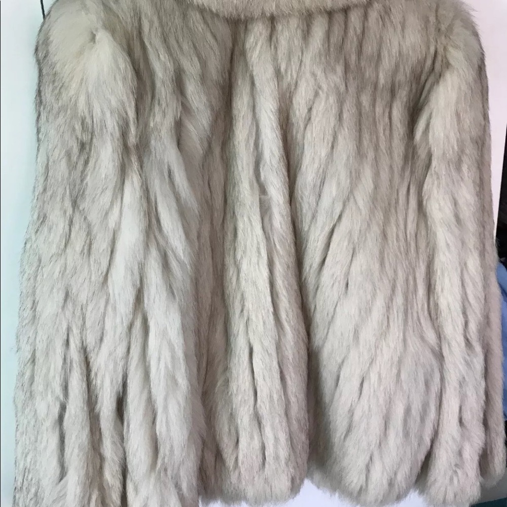 A Saga Fox Mink Fur Coat - Picture 3 of 8